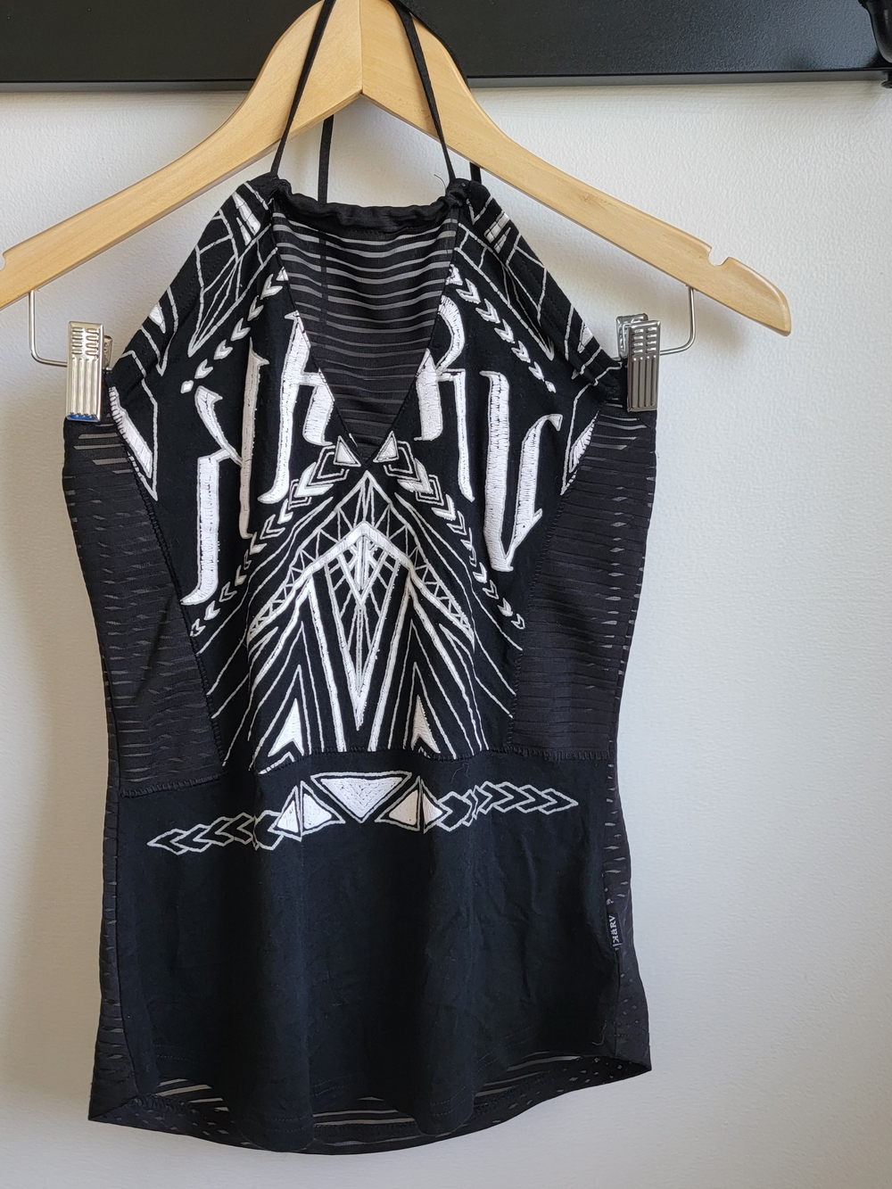 KARV Black And White Y2k Going Out Halter Top
